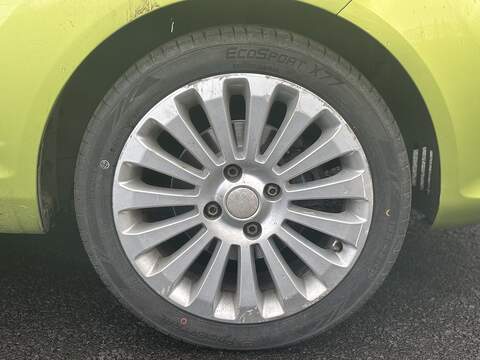 Ford Fiesta 1.4 Titanium Hatchback 5dr Petrol Manual (133 g/km, 94 bhp) - U2234