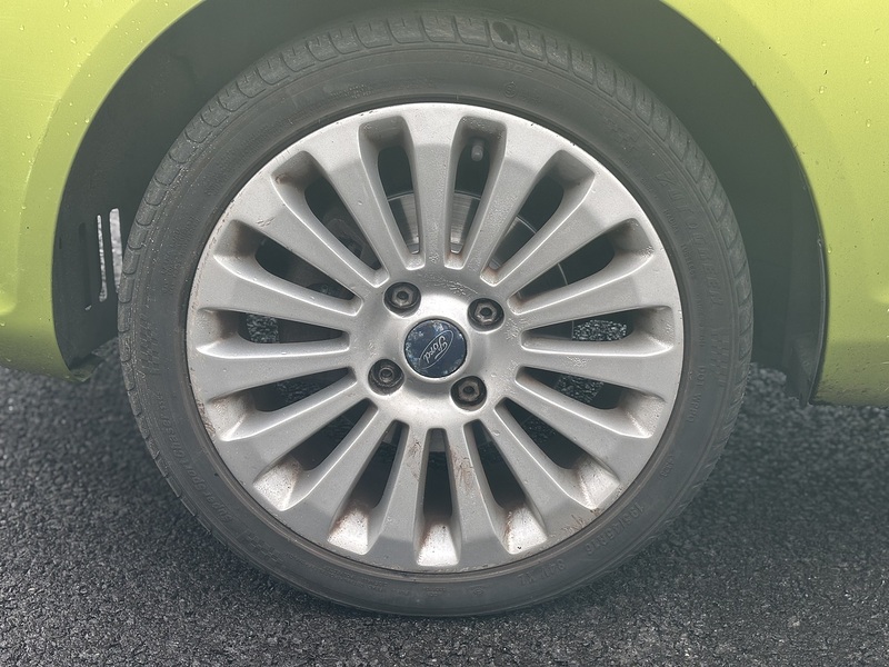 Ford Fiesta 1.4 Titanium Hatchback 5dr Petrol Manual (133 g/km, 94 bhp) - U2234