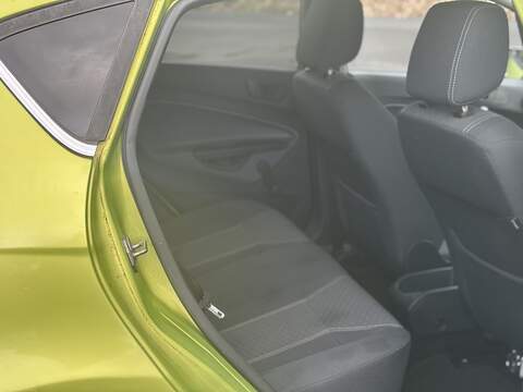 Ford Fiesta 1.4 Titanium Hatchback 5dr Petrol Manual (133 g/km, 94 bhp) - U2234