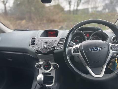 Ford Fiesta 1.4 Titanium Hatchback 5dr Petrol Manual (133 g/km, 94 bhp) - U2234