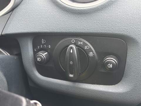 Ford Fiesta 1.4 Titanium Hatchback 5dr Petrol Manual (133 g/km, 94 bhp) - U2234