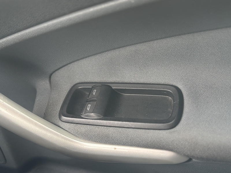 Ford Fiesta 1.4 Titanium Hatchback 5dr Petrol Manual (133 g/km, 94 bhp) - U2234