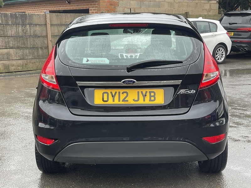 Ford Fiesta 1.4 Zetec Hatchback 5dr Petrol Manual (133 g/km, 94 bhp) - U2239