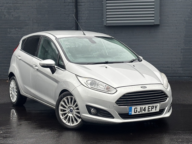 Ford Fiesta 1.0T EcoBoost Titanium Hatchback 5dr Petrol Manual Euro 5 (s/s) (125 ps) - U2242