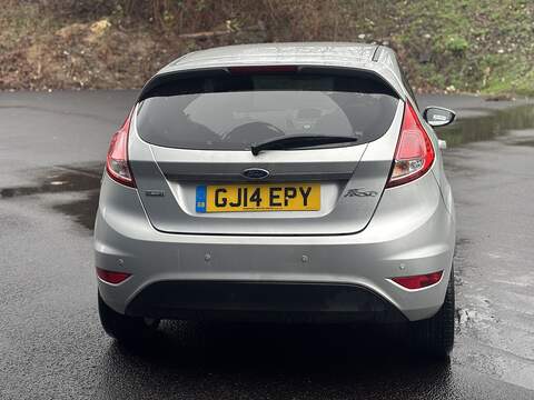 Ford Fiesta 1.0T EcoBoost Titanium Hatchback 5dr Petrol Manual Euro 5 (s/s) (125 ps) - U2242