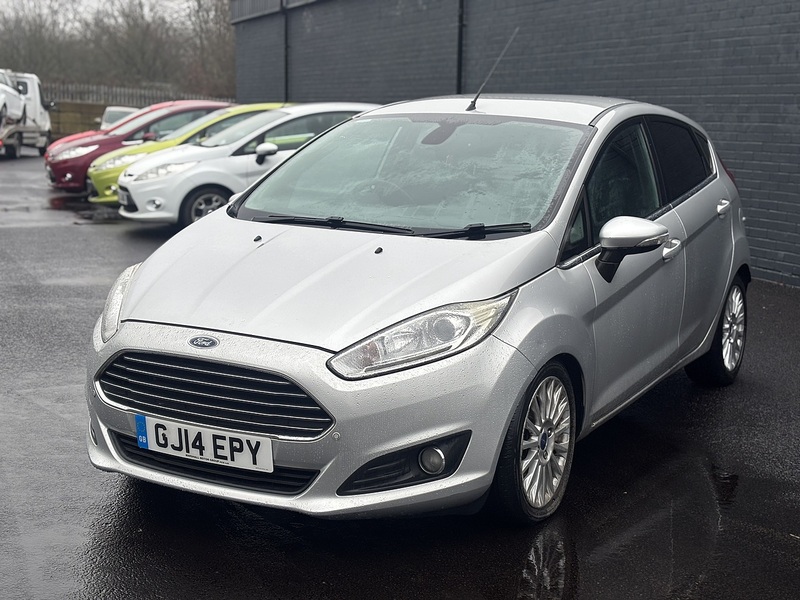 Ford Fiesta 1.0T EcoBoost Titanium Hatchback 5dr Petrol Manual Euro 5 (s/s) (125 ps) - U2242