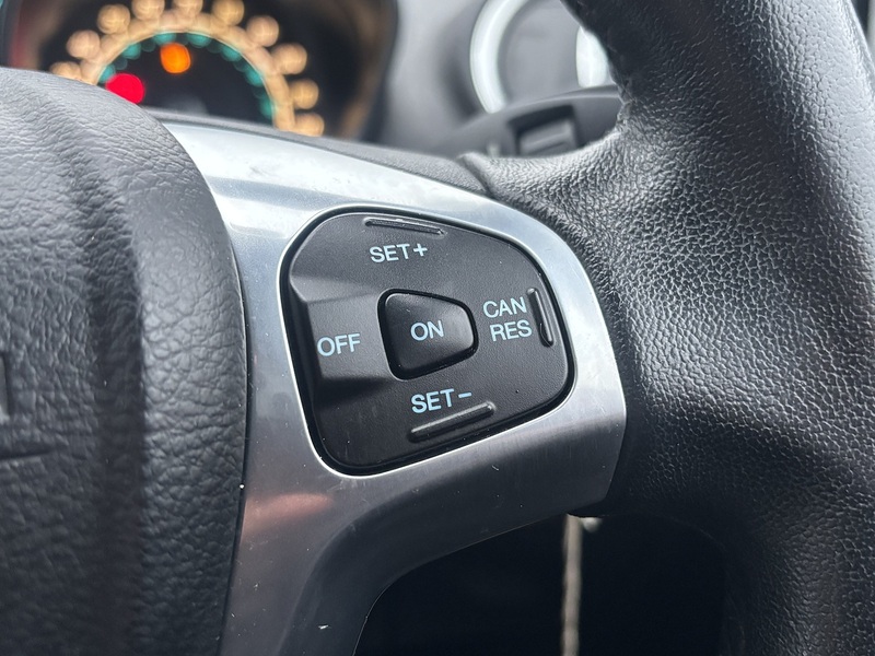 Ford Fiesta 1.0T EcoBoost Titanium Hatchback 5dr Petrol Manual Euro 5 (s/s) (125 ps) - U2242