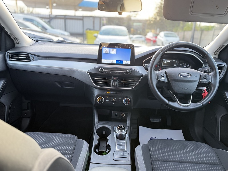 Ford Focus 1.0T EcoBoost Zetec Hatchback 5dr Petrol Auto Euro 6 (s/s) (125 ps) - U2257