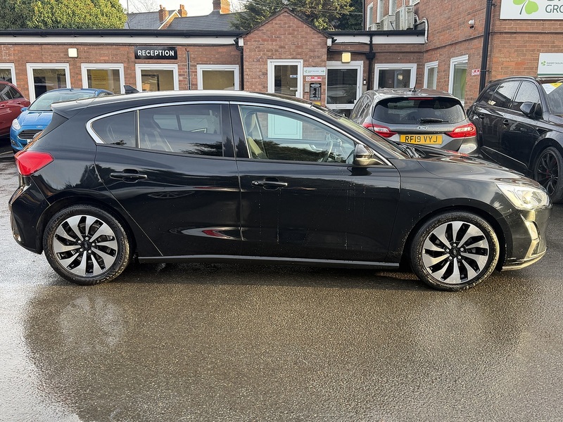 Ford Focus 1.0T EcoBoost Zetec Hatchback 5dr Petrol Auto Euro 6 (s/s) (125 ps) - U2257