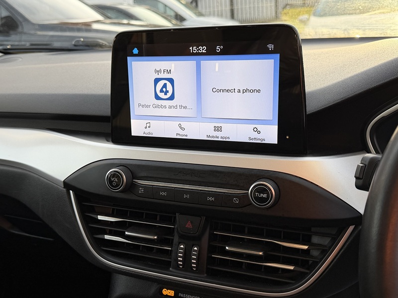 Ford Focus 1.0T EcoBoost Zetec Hatchback 5dr Petrol Auto Euro 6 (s/s) (125 ps) - U2257