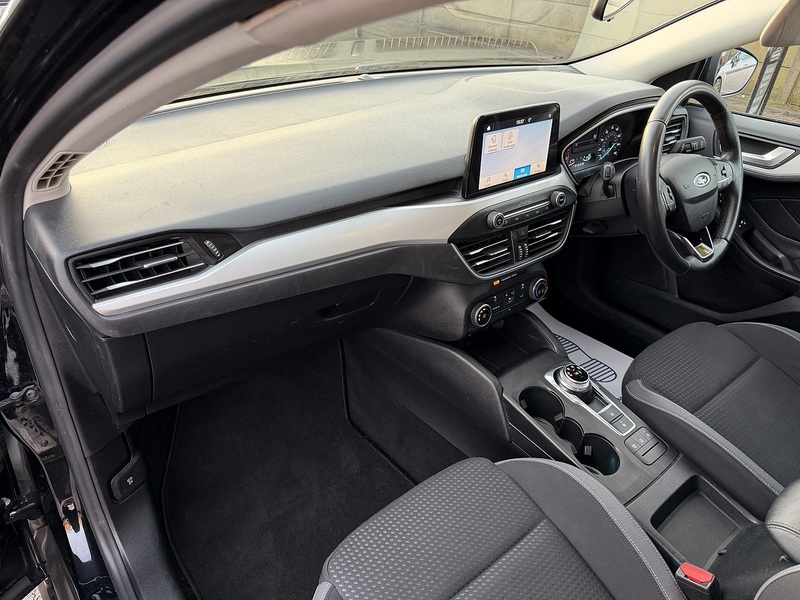 Ford Focus 1.0T EcoBoost Zetec Hatchback 5dr Petrol Auto Euro 6 (s/s) (125 ps) - U2257