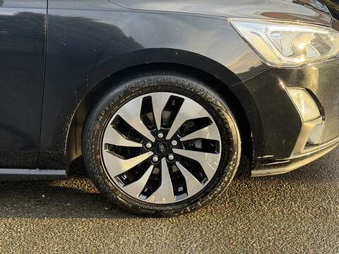 Ford Focus 1.0T EcoBoost Zetec Hatchback 5dr Petrol Auto Euro 6 (s/s) (125 ps) - U2257