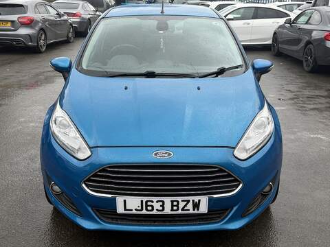 Ford Fiesta 1.0T EcoBoost Titanium Hatchback 5dr Petrol Powershift Euro 5 (100 ps) - U2259