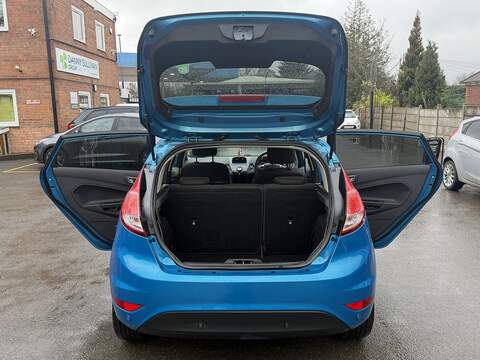 Ford Fiesta 1.0T EcoBoost Titanium Hatchback 5dr Petrol Powershift Euro 5 (100 ps) - U2259