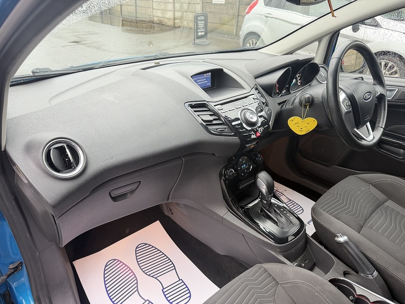 Ford Fiesta 1.0T EcoBoost Titanium Hatchback 5dr Petrol Powershift Euro 5 (100 ps) - U2259