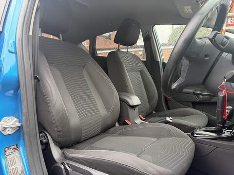 Ford Fiesta 1.0T EcoBoost Titanium Hatchback 5dr Petrol Powershift Euro 5 (100 ps) - U2259