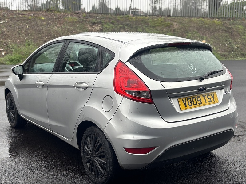 Ford Fiesta 1.25 Style Hatchback 5dr Petrol Manual (128 g/km, 59 bhp) - U2263