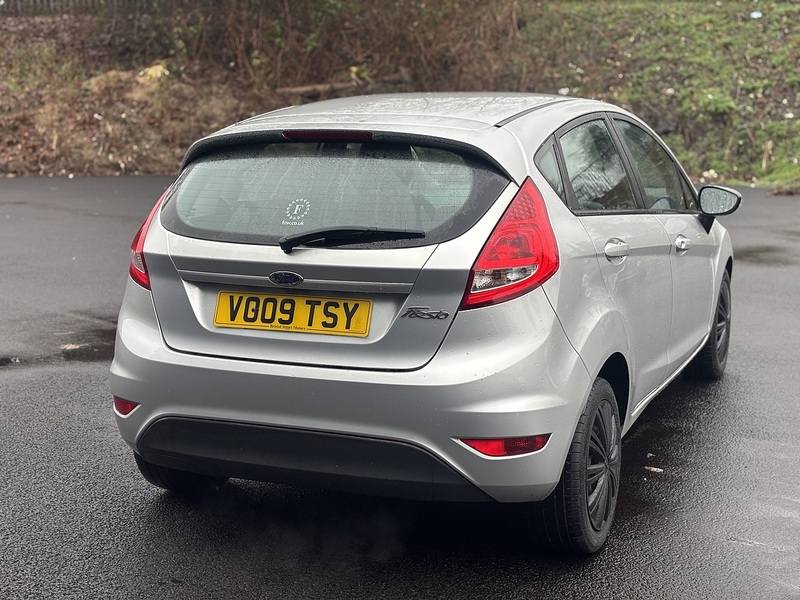 Ford Fiesta 1.25 Style Hatchback 5dr Petrol Manual (128 g/km, 59 bhp) - U2263