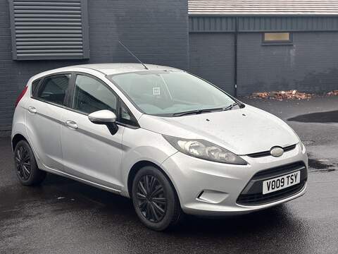 Ford Fiesta 1.25 Style Hatchback 5dr Petrol Manual (128 g/km, 59 bhp) - U2263