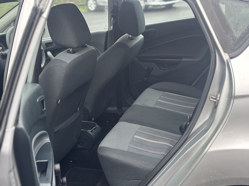 Ford Fiesta 1.25 Style Hatchback 5dr Petrol Manual (128 g/km, 59 bhp) - U2263
