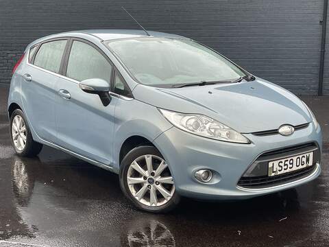 Ford Fiesta 1.25 Zetec Hatchback 5dr Petrol Manual (133 g/km, 81 bhp) - U2271