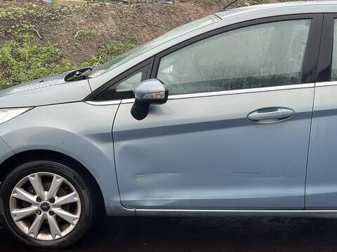 Ford Fiesta 1.25 Zetec Hatchback 5dr Petrol Manual (133 g/km, 81 bhp) - U2271