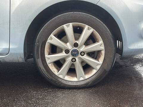 Ford Fiesta 1.25 Zetec Hatchback 5dr Petrol Manual (133 g/km, 81 bhp) - U2271