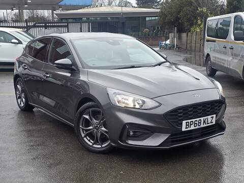 Ford Focus 1.0T EcoBoost ST-Line Hatchback 5dr Petrol Auto Euro 6 (s/s) (125 ps) - U2272