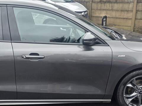 Ford Focus 1.0T EcoBoost ST-Line Hatchback 5dr Petrol Auto Euro 6 (s/s) (125 ps) - U2272