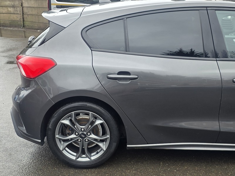 Ford Focus 1.0T EcoBoost ST-Line Hatchback 5dr Petrol Auto Euro 6 (s/s) (125 ps) - U2272