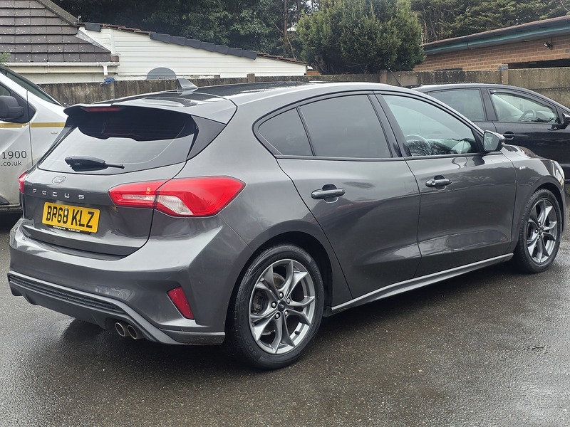 Ford Focus 1.0T EcoBoost ST-Line Hatchback 5dr Petrol Auto Euro 6 (s/s) (125 ps) - U2272