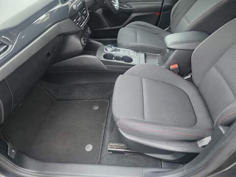 Ford Focus 1.0T EcoBoost ST-Line Hatchback 5dr Petrol Auto Euro 6 (s/s) (125 ps) - U2272