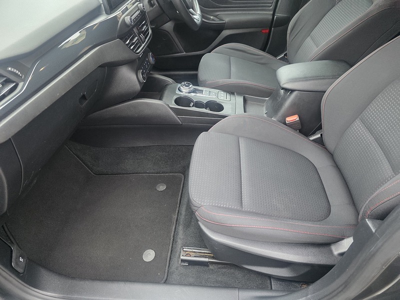 Ford Focus 1.0T EcoBoost ST-Line Hatchback 5dr Petrol Auto Euro 6 (s/s) (125 ps) - U2272