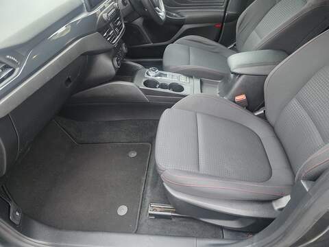 Ford Focus 1.0T EcoBoost ST-Line Hatchback 5dr Petrol Auto Euro 6 (s/s) (125 ps) - U2272