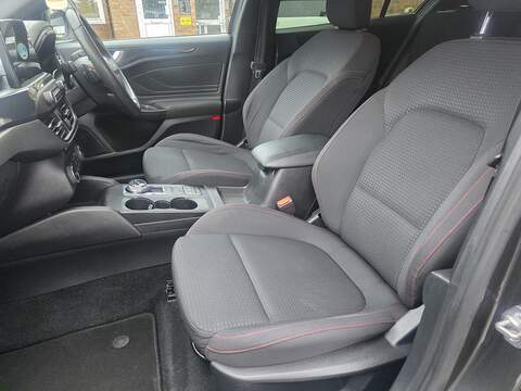 Ford Focus 1.0T EcoBoost ST-Line Hatchback 5dr Petrol Auto Euro 6 (s/s) (125 ps) - U2272