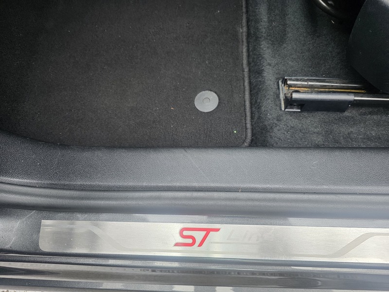 Ford Focus 1.0T EcoBoost ST-Line Hatchback 5dr Petrol Auto Euro 6 (s/s) (125 ps) - U2272