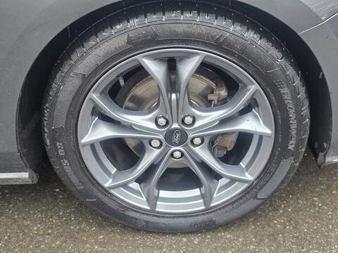 Ford Focus 1.0T EcoBoost ST-Line Hatchback 5dr Petrol Auto Euro 6 (s/s) (125 ps) - U2272