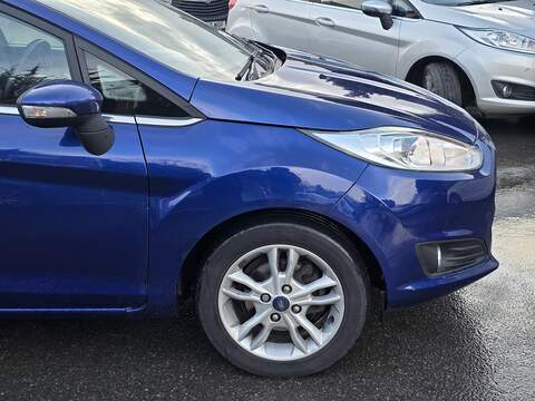 Ford Fiesta 1.0T EcoBoost Zetec Hatchback 5dr Petrol Powershift Euro 6 (100 ps) - U2273