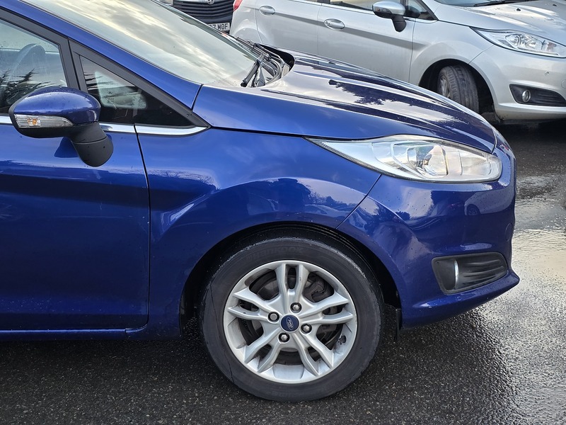 Ford Fiesta 1.0T EcoBoost Zetec Hatchback 5dr Petrol Powershift Euro 6 (100 ps) - U2273