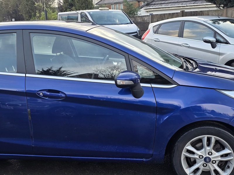 Ford Fiesta 1.0T EcoBoost Zetec Hatchback 5dr Petrol Powershift Euro 6 (100 ps) - U2273
