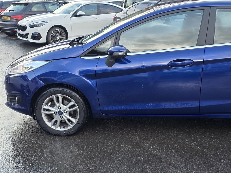 Ford Fiesta 1.0T EcoBoost Zetec Hatchback 5dr Petrol Powershift Euro 6 (100 ps) - U2273