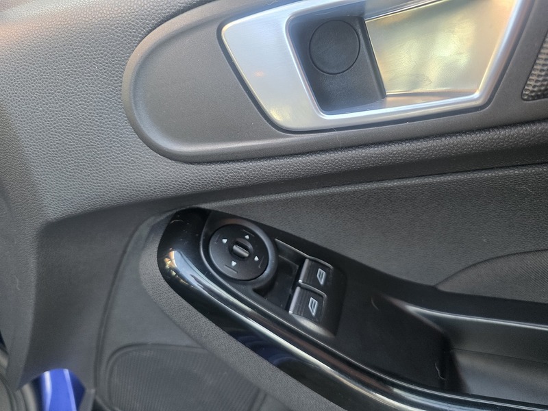 Ford Fiesta 1.0T EcoBoost Zetec Hatchback 5dr Petrol Powershift Euro 6 (100 ps) - U2273