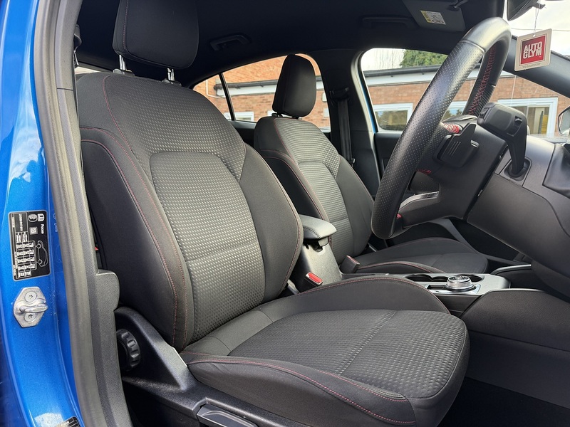 Ford Focus 1.0T EcoBoost ST-Line Hatchback 5dr Petrol Auto Euro 6 (s/s) (125 ps) - U2275