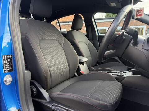 Ford Focus 1.0T EcoBoost ST-Line Hatchback 5dr Petrol Auto Euro 6 (s/s) (125 ps) - U2275