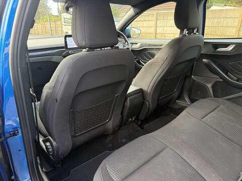 Ford Focus 1.0T EcoBoost ST-Line Hatchback 5dr Petrol Auto Euro 6 (s/s) (125 ps) - U2275