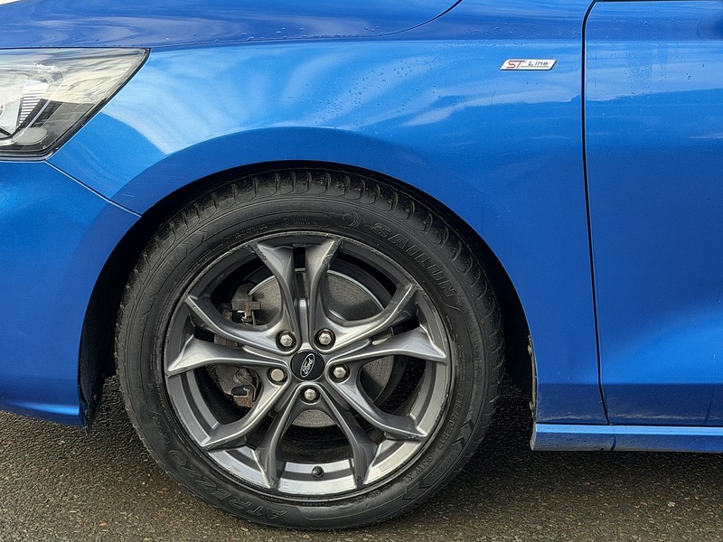 Ford Focus 1.0T EcoBoost ST-Line Hatchback 5dr Petrol Auto Euro 6 (s/s) (125 ps) - U2275