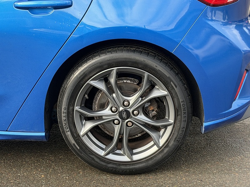 Ford Focus 1.0T EcoBoost ST-Line Hatchback 5dr Petrol Auto Euro 6 (s/s) (125 ps) - U2275