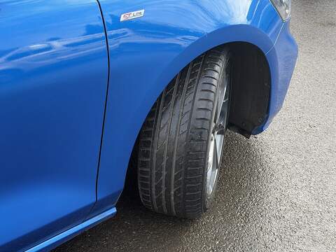 Ford Focus 1.0T EcoBoost ST-Line Hatchback 5dr Petrol Auto Euro 6 (s/s) (125 ps) - U2275