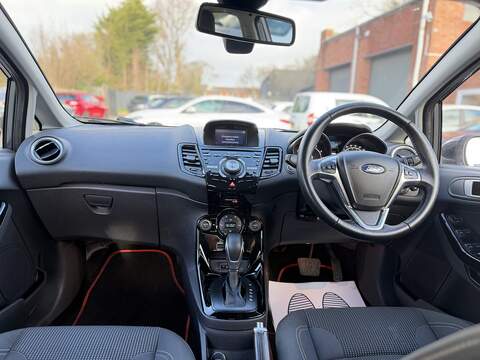 Ford Fiesta 1.0T EcoBoost Titanium Hatchback 5dr Petrol Powershift Euro 6 (100 ps) - U2276