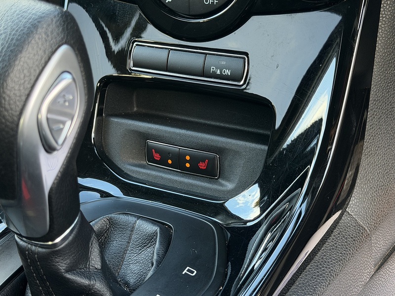 Ford Fiesta 1.0T EcoBoost Titanium Hatchback 5dr Petrol Powershift Euro 6 (100 ps) - U2276